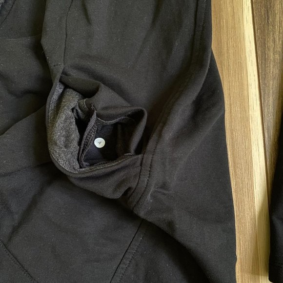 SOLD Lululemon Thats A Wrap Top - Picture 2 of 4